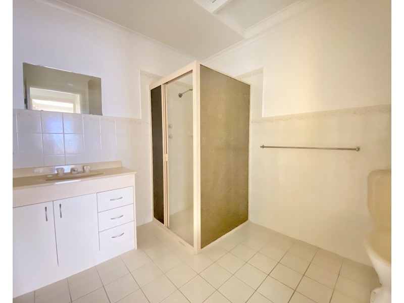 2/1 Roslyn Street, Port Lincoln SA 5606