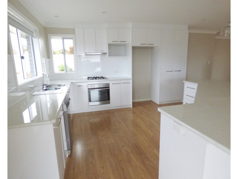 2 Azure Close, Port Lincoln SA 5606