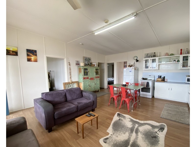 12 Elfrieda Drive, Tumby Bay SA 5605