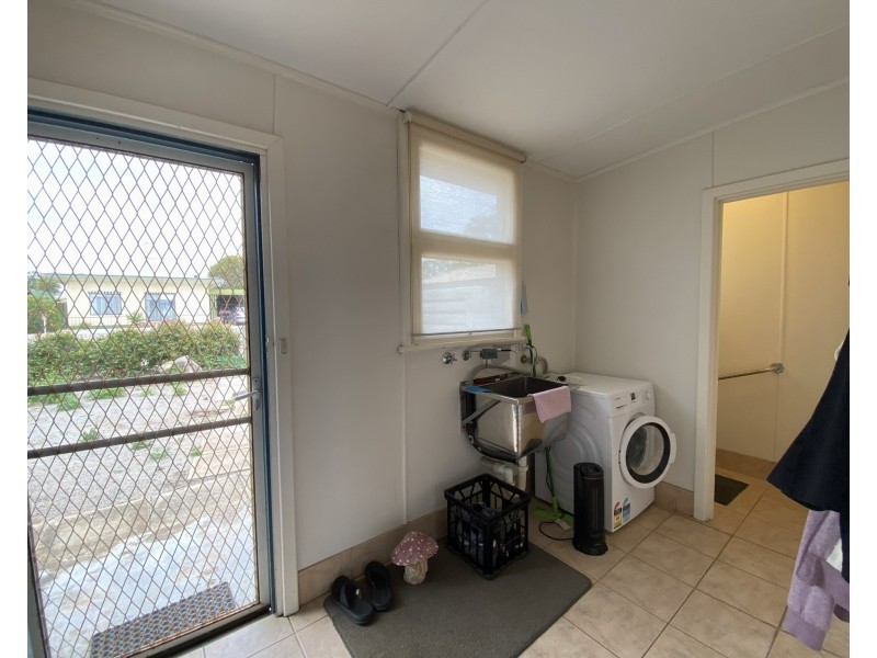 12 Elfrieda Drive, Tumby Bay SA 5605