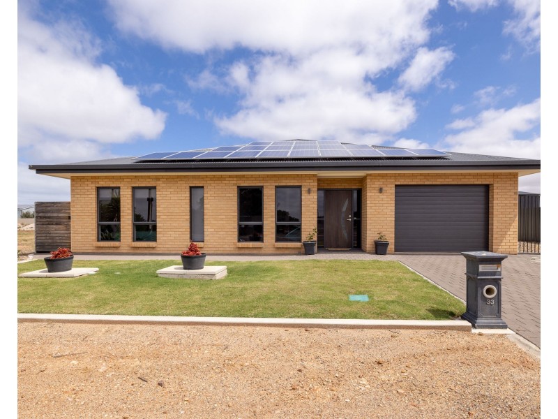33 Church Street, Tumby Bay SA 5605