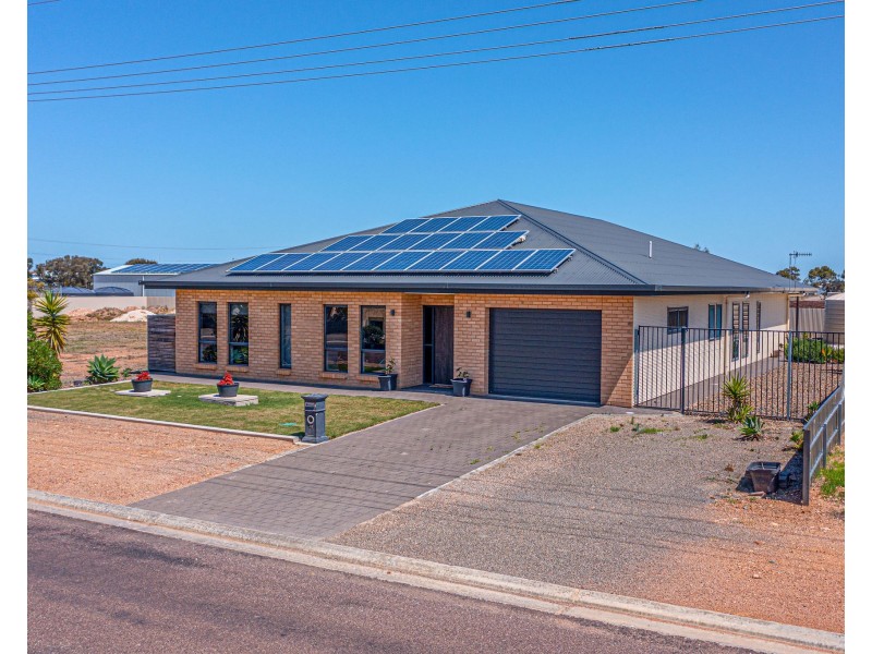 33 Church Street, Tumby Bay SA 5605