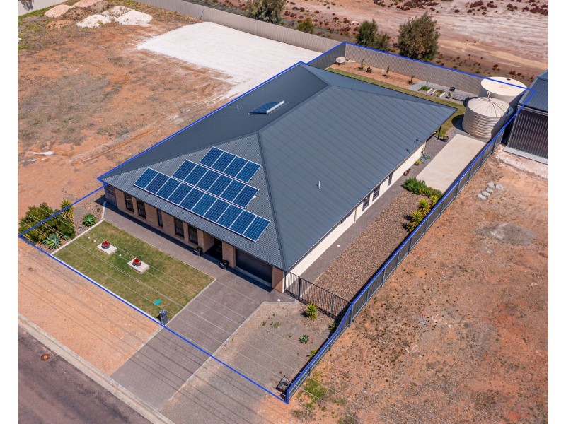 33 Church Street, Tumby Bay SA 5605