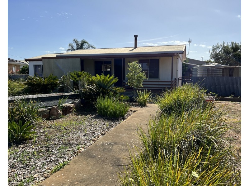 4 Gardner Avenue, Tumby Bay SA 5605