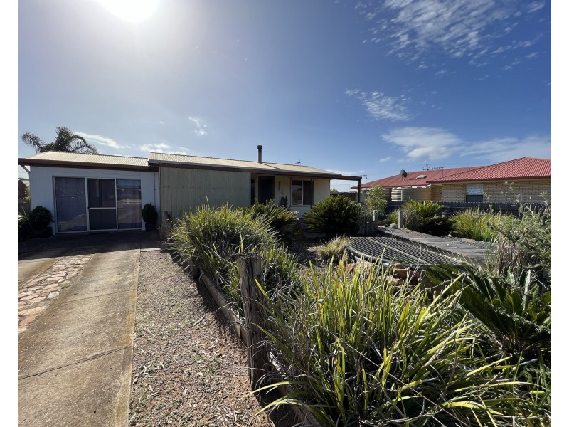 4 Gardner Avenue, Tumby Bay SA 5605