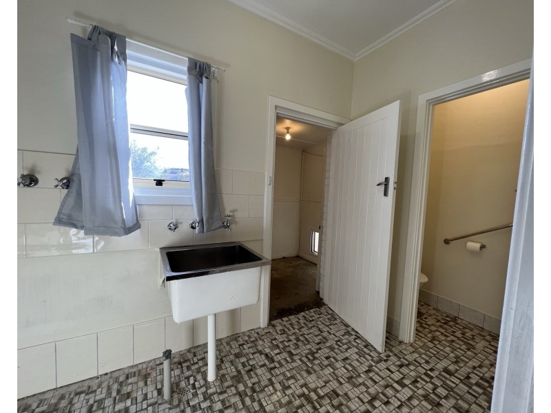 1055 Lincoln Highway, North Shields SA 5607