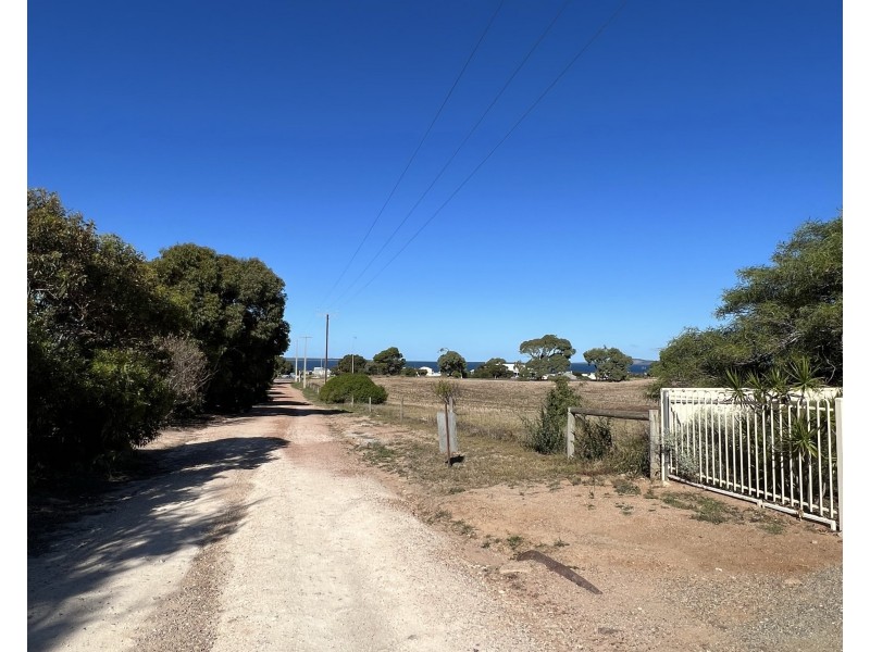 1055 Lincoln Highway, North Shields SA 5607