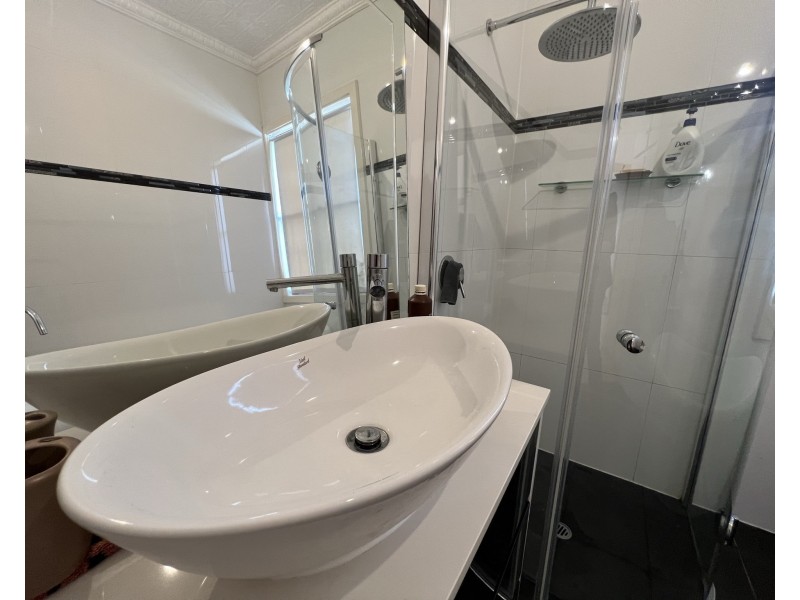 11 Airport Road, Cleve SA 5640