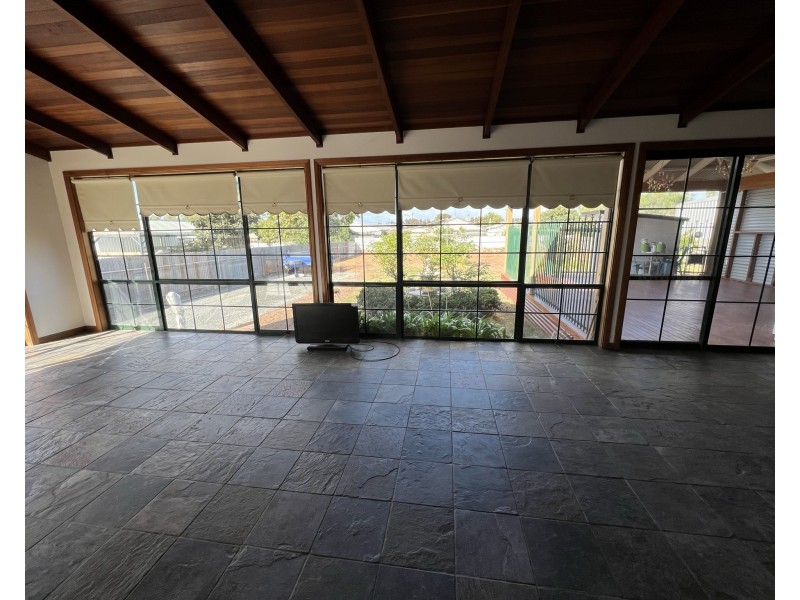 11 Airport Road, Cleve SA 5640