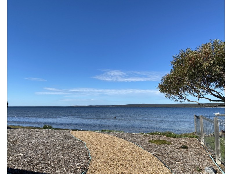 19 Tulka Esplanade, Tulka SA 5607