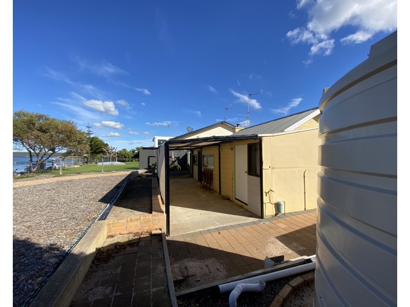 19 Tulka Esplanade, Tulka SA 5607