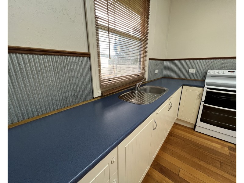 4 Heath Street, Port Lincoln SA 5606