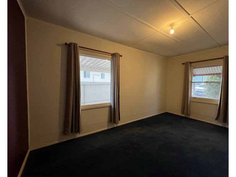 4 Heath Street, Port Lincoln SA 5606