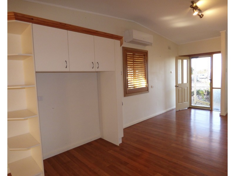 13 Octoman Street, Tumby Bay SA 5605