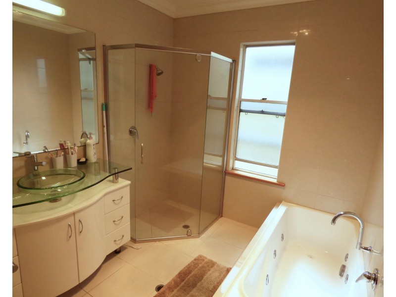 2/11 Ives Place, Port Lincoln SA 5606