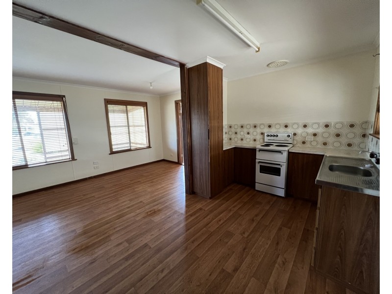 4 Gardner Avenue, Tumby Bay SA 5605