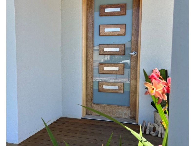 25 Lakin Crescent, Tumby Bay SA 5605