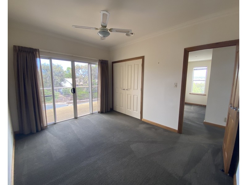 1/11 Ives Place, Port Lincoln SA 5606