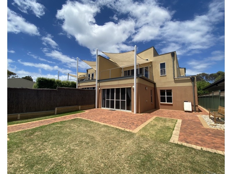 1/11 Ives Place, Port Lincoln SA 5606