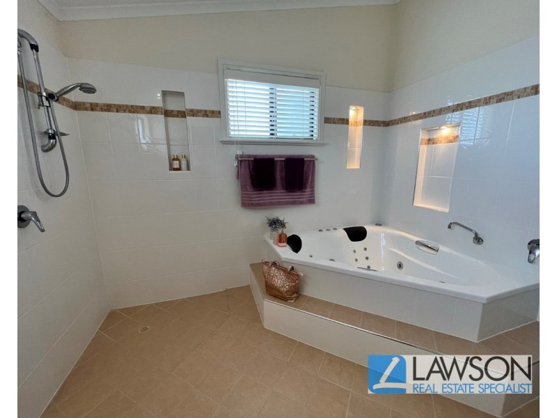 20 Lawrie Street, Tumby Bay SA 5605