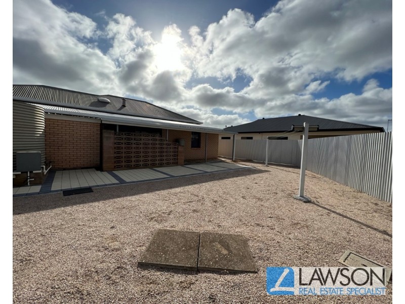 10 Lipson Road, Tumby Bay SA 5605