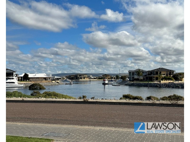 18 Morialta Crescent, Tumby Bay SA 5605