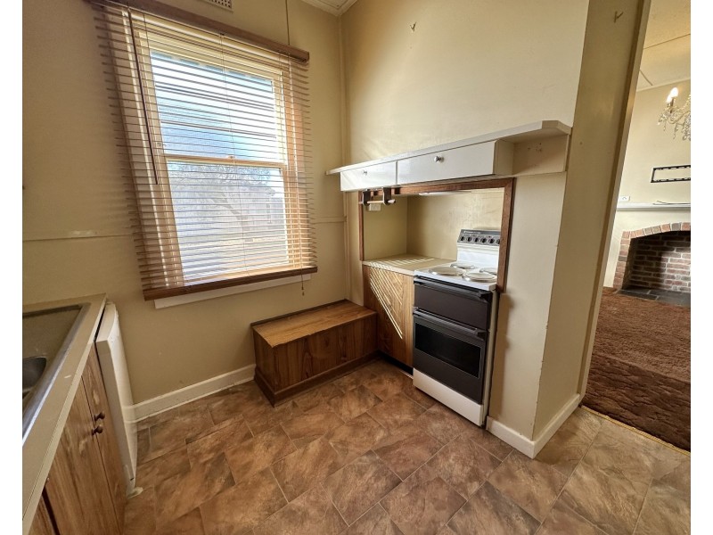 2 Church Street, Tumby Bay SA 5605