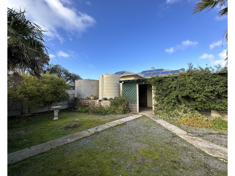 2 Church Street, Tumby Bay SA 5605