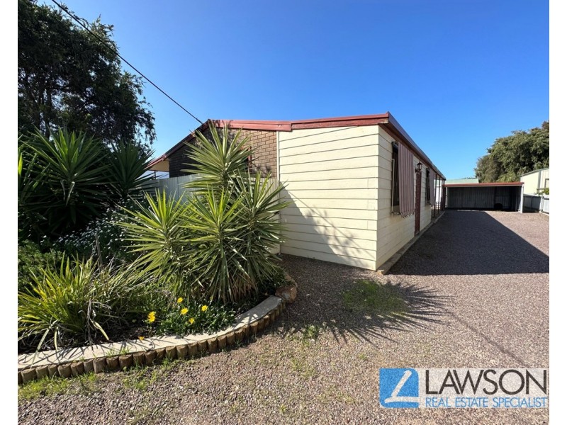 9 Robert Street, Tumby Bay SA 5605