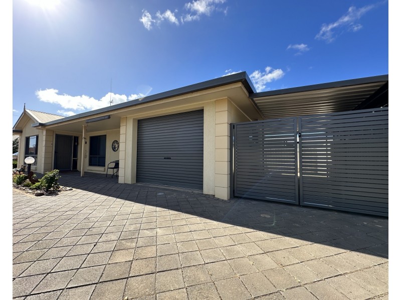 1/18 Lawrie Street, Tumby Bay SA 5605