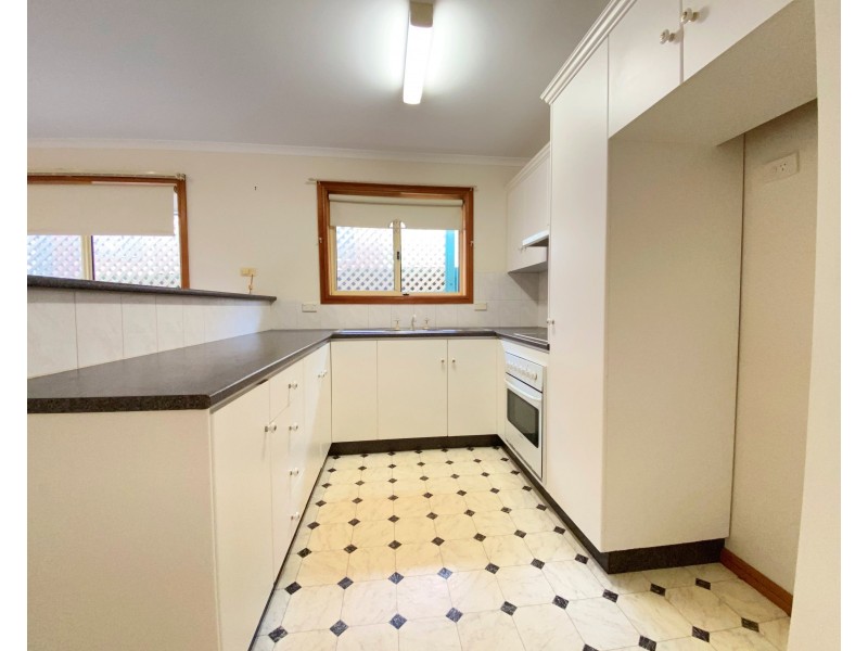 3/96 London Street, Port Lincoln SA 5606