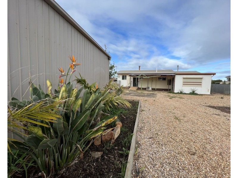 4 Gardner Avenue, Tumby Bay SA 5605