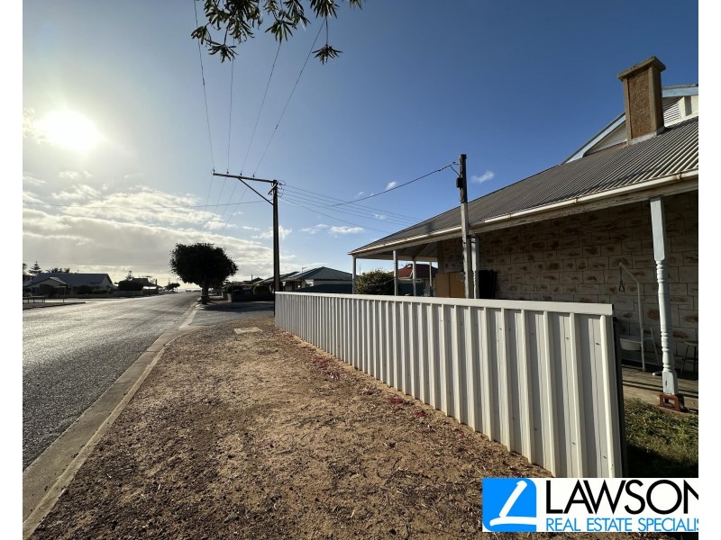 2 Schramm Street, Tumby Bay SA 5605