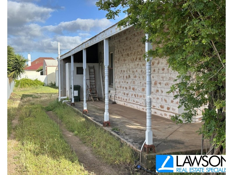 2 Schramm Street, Tumby Bay SA 5605