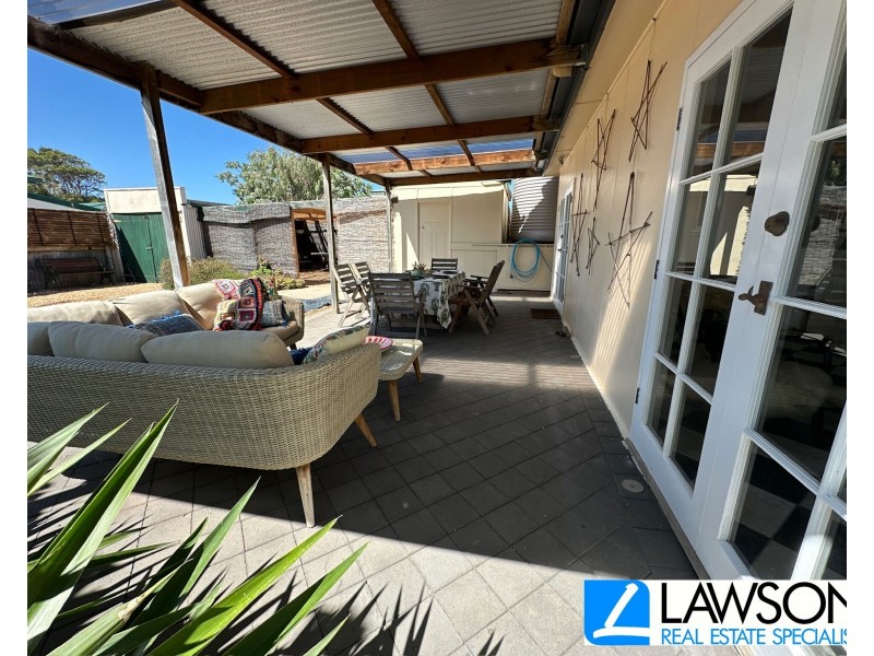 9 Sidney Road, Tumby Bay SA 5605