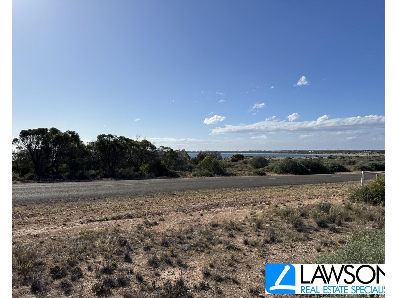 69 Bosanquet Boulevard, Ceduna SA 5690
