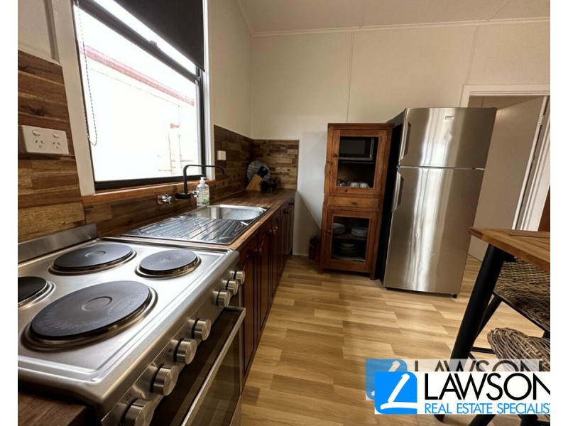 8 Elfrieda Drive, Tumby Bay SA 5605