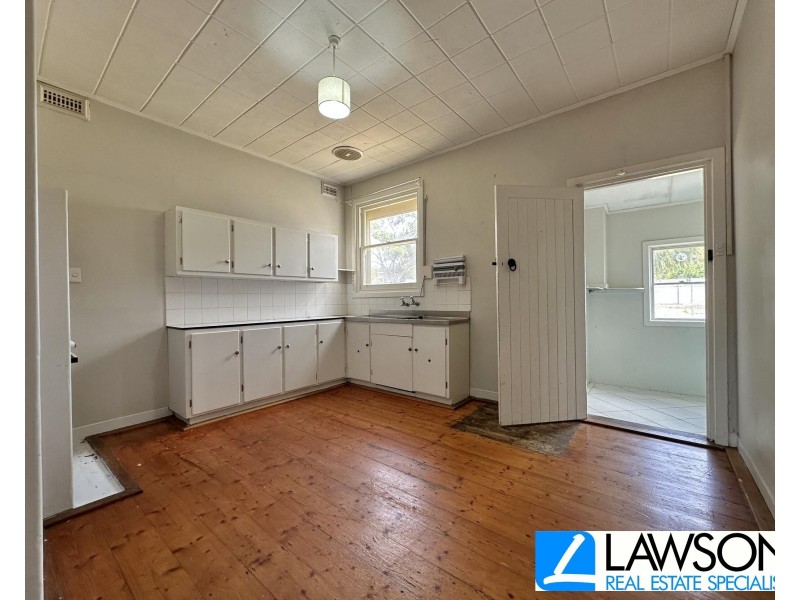 18 Dickens Street, Port Lincoln SA 5606