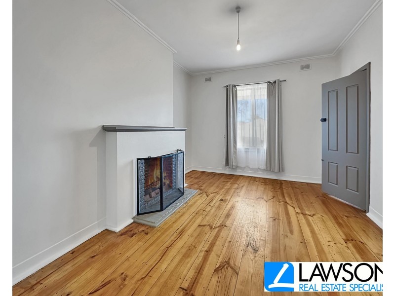 8 First Avenue, Port Lincoln SA 5606