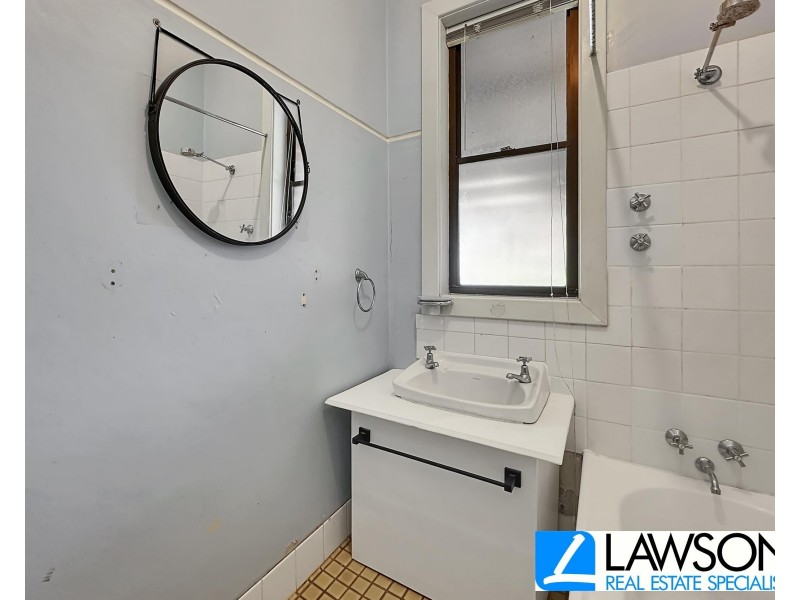 8 First Avenue, Port Lincoln SA 5606