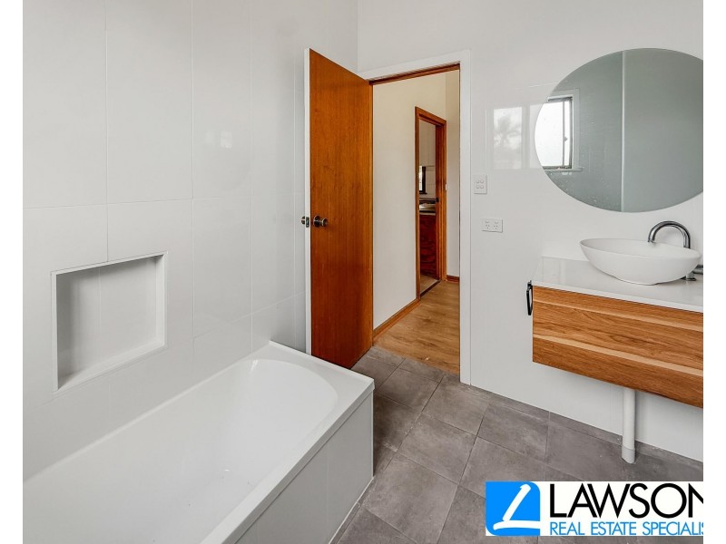 16 Preece Street, Tumby Bay SA 5605