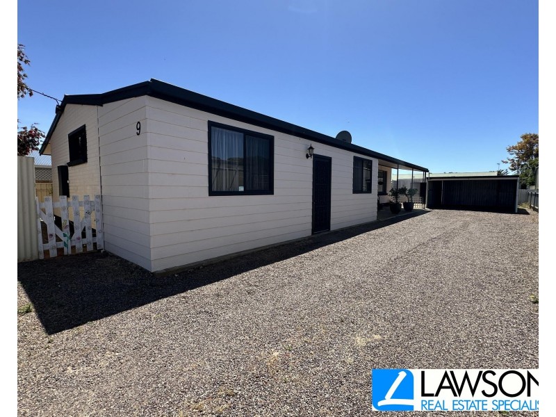 9 Robert Street, Tumby Bay SA 5605