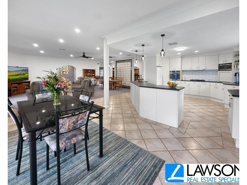 11 Viking Street, Tumby Bay SA 5605