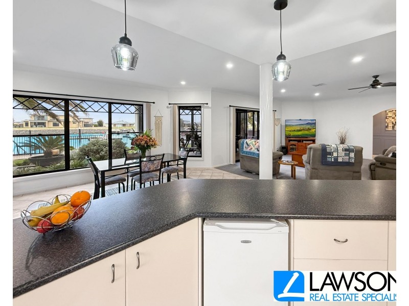 11 Viking Street, Tumby Bay SA 5605