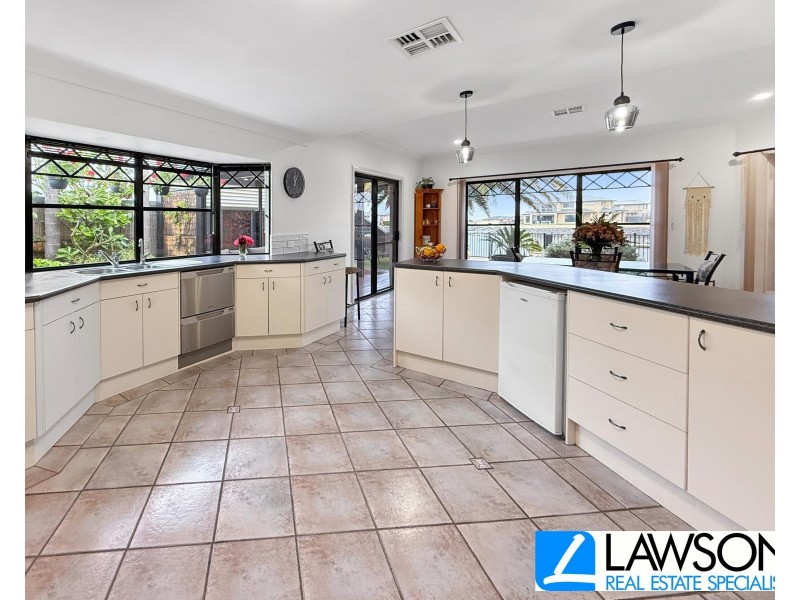 11 Viking Street, Tumby Bay SA 5605