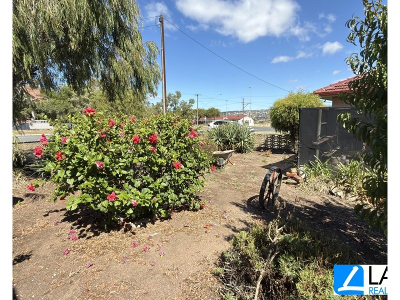 11 Knott Street, Port Lincoln SA 5606