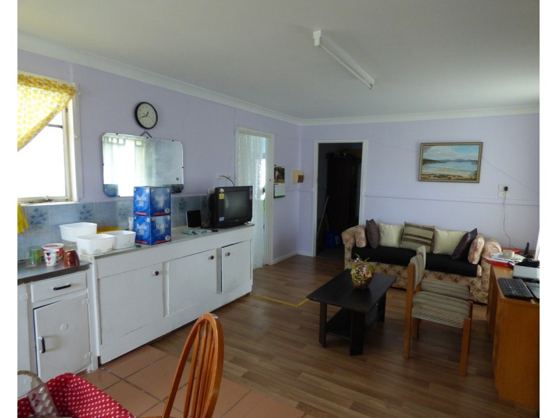 19 Main Street, Lipson SA 5607