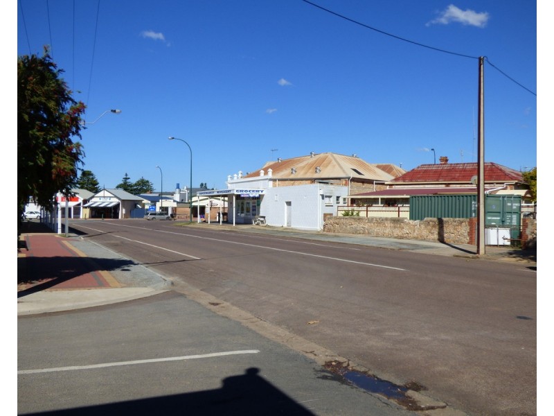 7-9 Lipson Road, Tumby Bay SA 5605