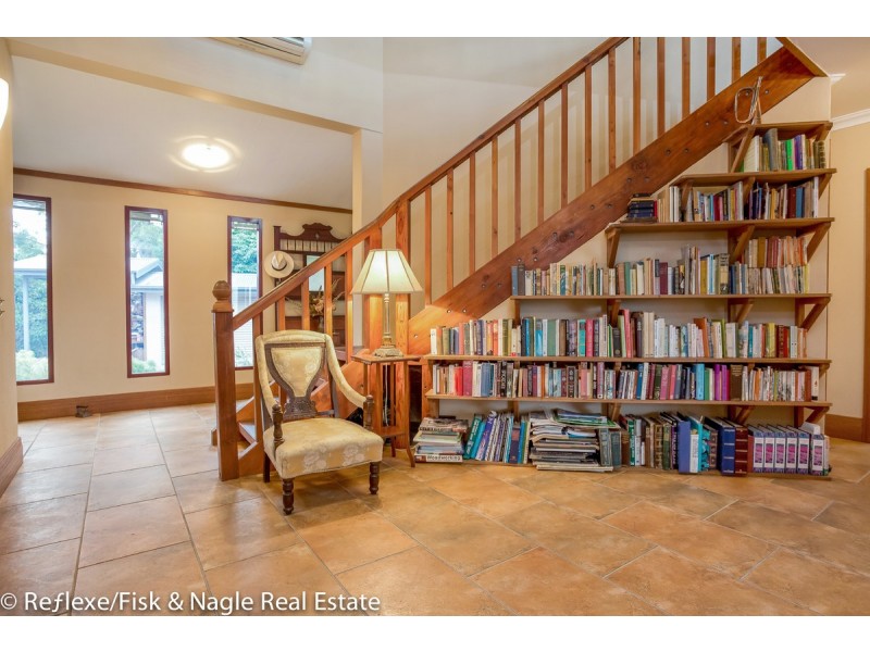 20 Angophora Drive, Mallacoota VIC 3892