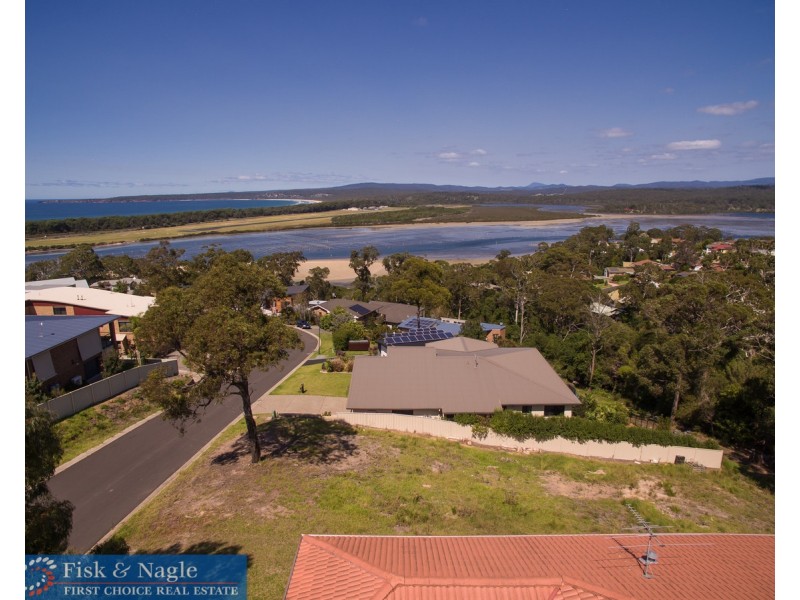 21 John Close, Merimbula NSW 2548